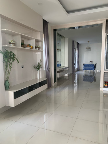 វិឡាភ្លោះលក់បន្ទាន់