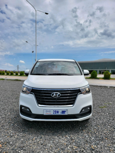 Hyundai H1 2020 កៅអី VIP Price $33500.00 in Boeng Kak Muoy, Cambodia ...