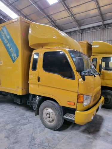 Hyundai Mighty 2005 (ស្អាត មាំ ធន់ ត្រជាក់ខ្លង)