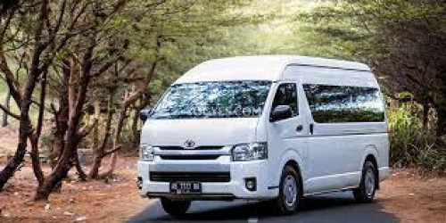 Toyota Hiace 2024 16កៅអី ថ្មីក្រដាស់ពន្ធពីក្រុមហ៊ុន