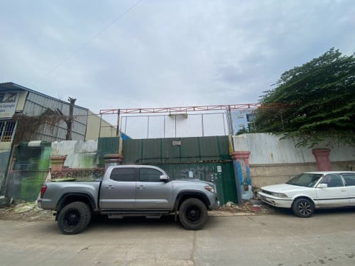 ដីសម្រាប់លក់ ទីតាំង​នៅចំការដូង ជិត បុរី ប៊ុនលី