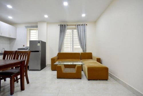 TTP area | Spacious 2 bedrooms with lift for rent near Russian market
