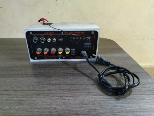អំភ្លី D300 Amplifier D300