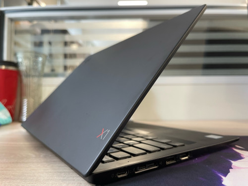 Lenovo X1 Carbon (i5-8th, 16GB, 512GB M2)