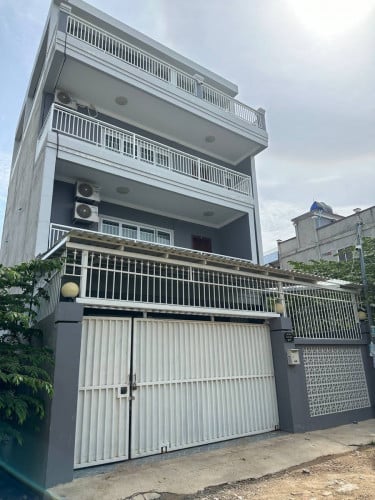 ផ្ទះ​លក់  ទីតាំងជិតវត្តឈូកវ៉ា