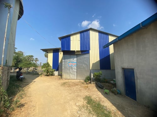 ឃ្លាំងសម្រាប់ជួល