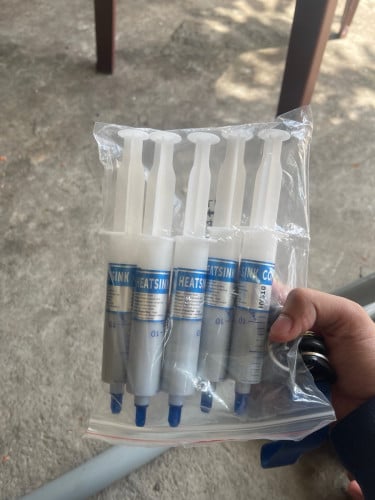 កាវ CPU និង VGA ៥ដើមធំៗ 15$