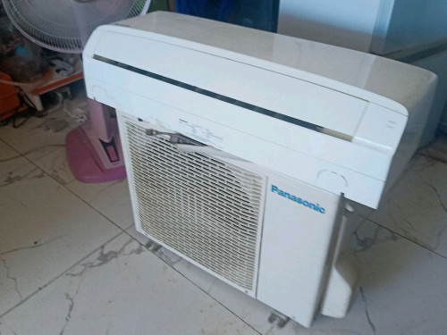 ម៉ាស៊ីនត្រជាក់ 1,5hp មួយទឹក