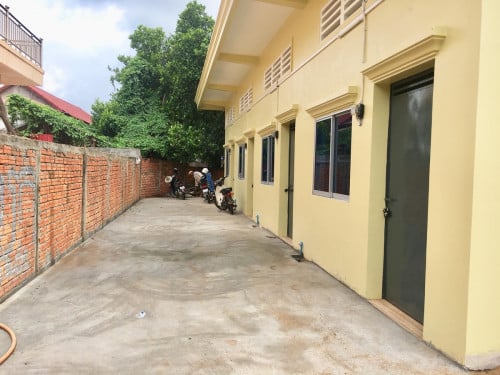 ផ្ទះជួលមាន16បន្ទប់ត្រូវការលក់បន្ទាន់ម្ចាសត្រូវចេញក្រៅស្រុក