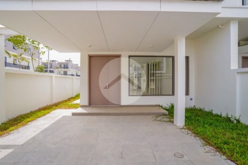 #URGENSALE: លក់ប្រញ៉ាប់🏡✨ វីឡា ភ្លោះតូចកែង 4 បន្ទប់គេង នៅបុរី ចន្ទគីរី (Chankiri) រាជធានីភ្នំពេញ📍