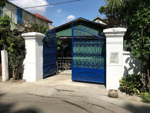 ផ្ទះលក់ជិតមន្ទីរពេទ្យកាល់ម៉ែត