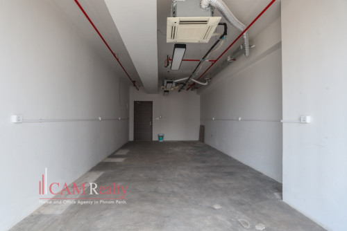 43 Sqm Office Space on 26th Floor For Rent in The Peak Office