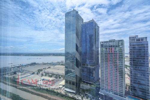 43 Sqm Office Space on 26th Floor For Rent in The Peak Office