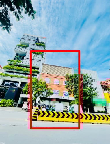 Commercial Building-Showroom-Shop For Rent Along Main Road,15x50m (Big Parking), 04 Floors,9,000$