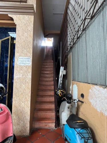 ផ្ទះលក់បន្ទាន់