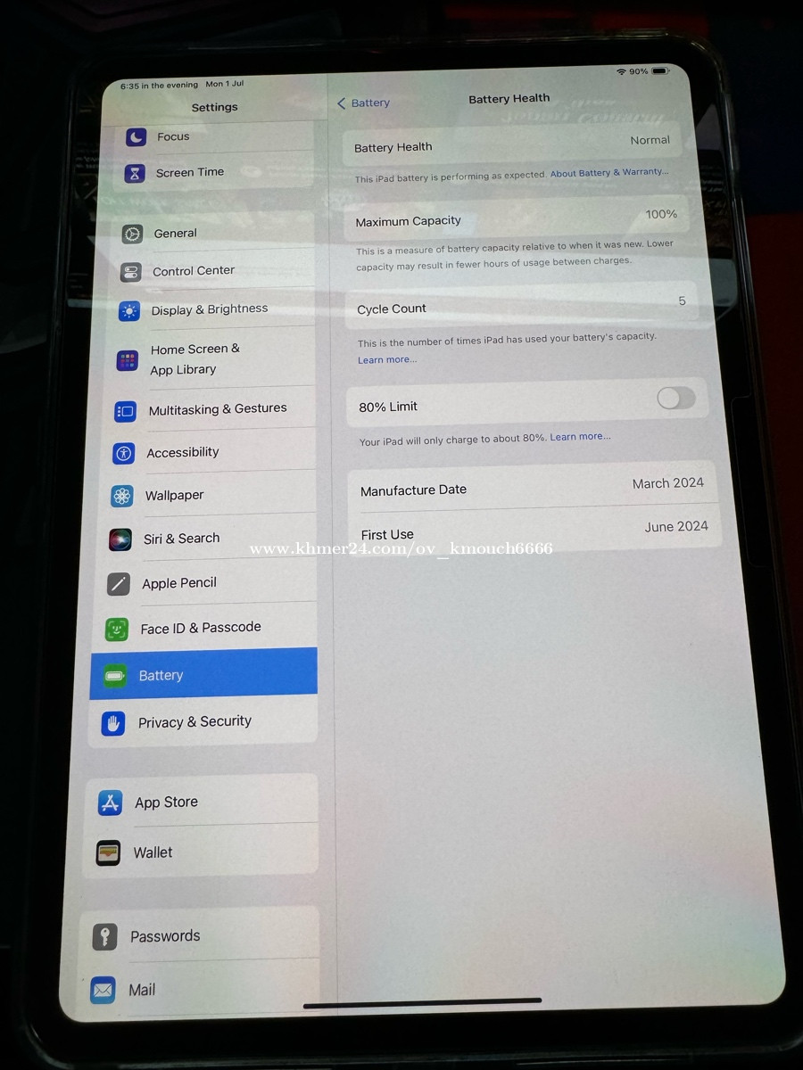 iPad Pro M4 sim/wifi 256GB sell Price 1099.00 in Tuek L