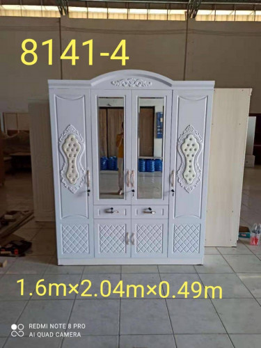 ទូដាក់សម្លៀកបំពាក់