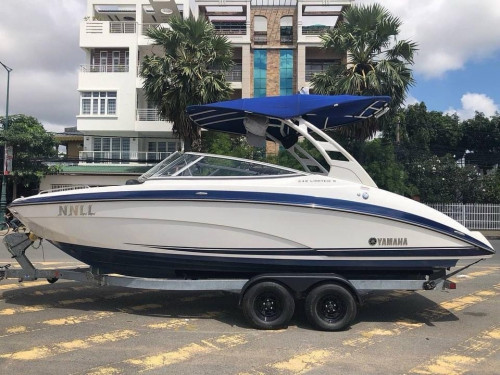 2019 Yamaha Speed Boat