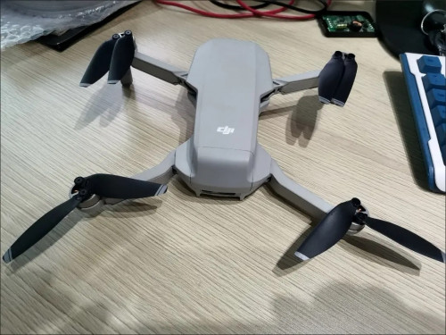 DJI MiNi 1 260$