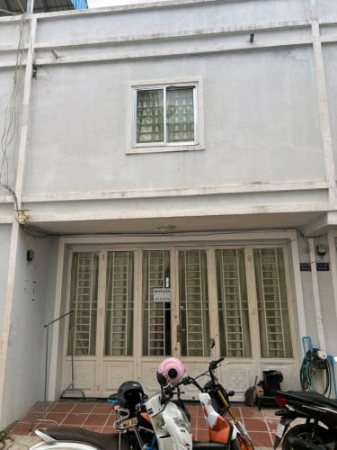 ផ្ទះលក់ជិត ផ្សារ សន្តិភាព២