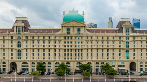 អាគារពាណិជ្ជកម្មគំរោង Elysee សម្រាប់លក់