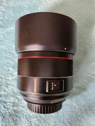 Samyang 85mm F1.4 (ជើង Canon )