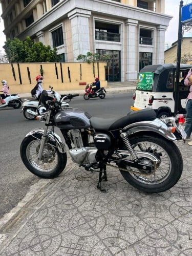 ម៉ូតូលក់ ប្រញ៉ាប់ដូរសេរី