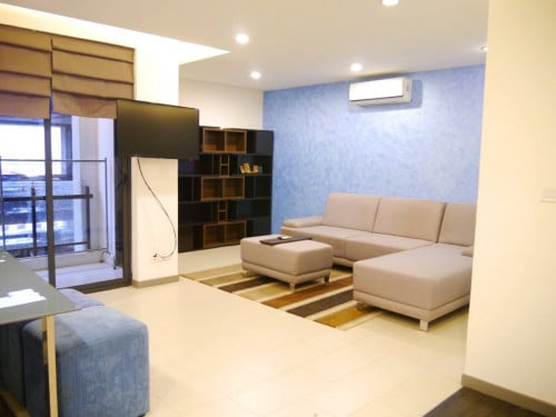 ខុនដូ1bedroomធំ60m2 លក់ឬដូរដីអាចសង់ផ្ទះត្រចៀកកាំបាន
