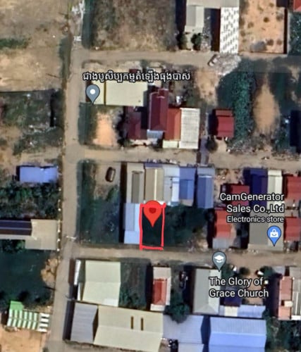 — ដីលក់(នៅជិតផ្លូទំនប់កប់ស្រូវចុះពីផ្លូវធំប្រហែល 100 ម៉ែត្រ  ទំហំនៃផ្ទៃដី7x16 )