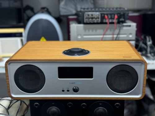 RuarkAudio R2 Table Stereo ( ប្រើភើ្លង )