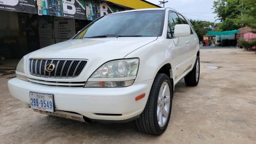 Lexus Rx 300 ប៉ុង២ ឆ្នាំ០២