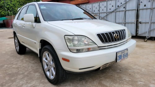 Lexus Rx 300 ប៉ុង២ ឆ្នាំ០២