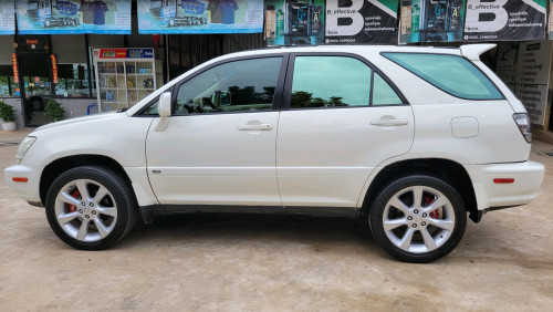 Lexus Rx 300 ប៉ុង២ ឆ្នាំ០២