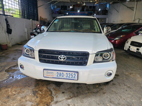 ឡានលក់ Toyota Highlander 2001 Limited full ប៉ុង 2    13**** ចចាបងបង