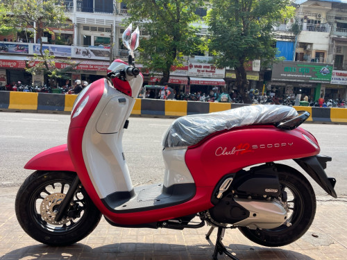 Honda Scoopy 2024 តេឡេក្រុមហ៊ុន Salary Start From $2540.00 In Veal Vong ...