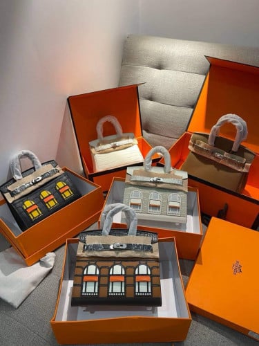 កាបូបស្បែកbox full set