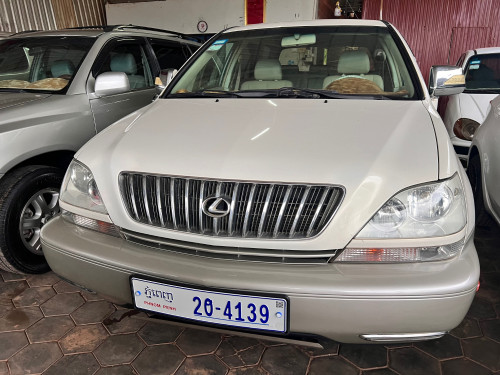 Lexus300/99/pong1(សៀមរាប)