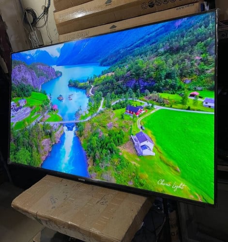 60inch Smart TV free delivery and bracket 390$