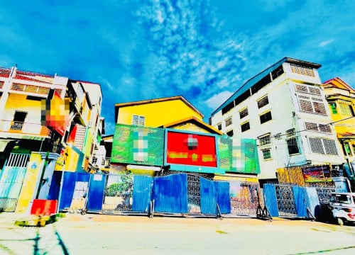 Commercial Villa For Rent Along Main Road Near Russian Market, 19x27m, Many Rooms 3,500$