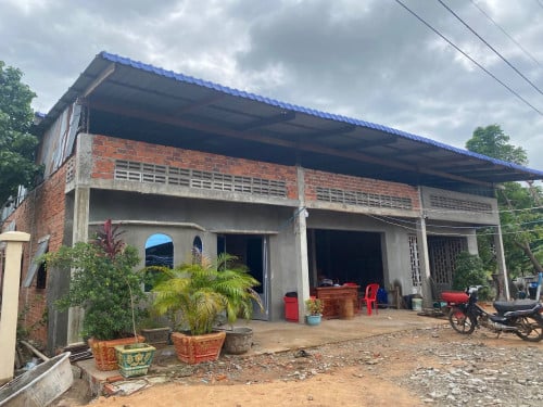 🏦House Available for Urgent Sale at a Special Price (Negotiable).