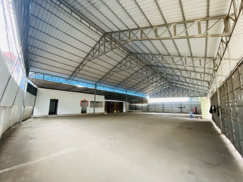 Land & Warehouse For Rent At Toul Kork Area, LS: 26x40m, WS: 26x18m, 4,500$