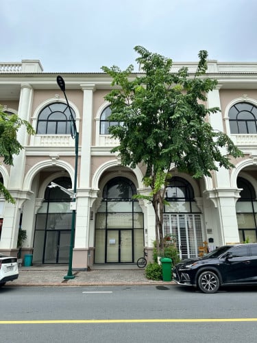 លក់ខាតដេីម​ ផ្ទះ​អាជីវកម្ម​ ចំណូលស្រាប់(កំពុង​ជួល1ខែ/800$)​ បុរី​ប៉េងហូត​60​​ម៉ែត្រ​