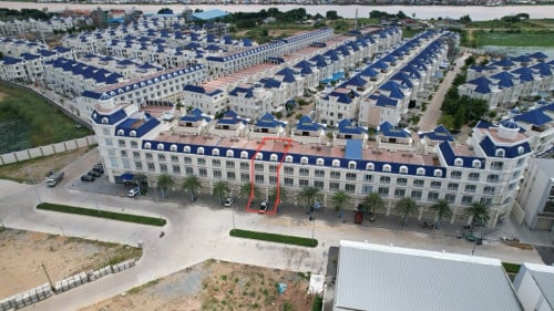 房屋出租 2Flathouse  ផ្ទះជួល2ល្វែងទម្លុះចូលគ្នាផ្លូវ OCIC បុរីblue diamond