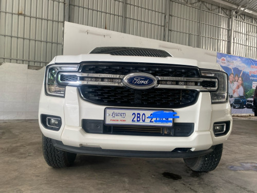 លក់Ford XLT2023ទឹកថ្នាំសុិន100%ក្នុងក្រៅនៅថ្មី