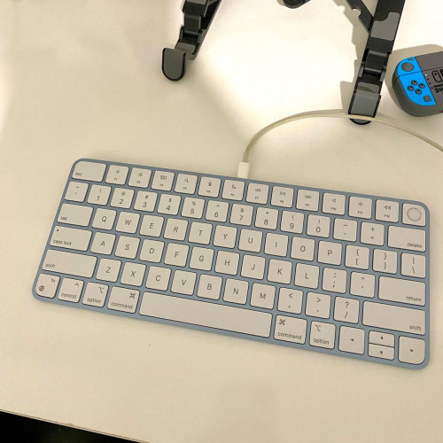 Apple Magic Keyboard with touch ID