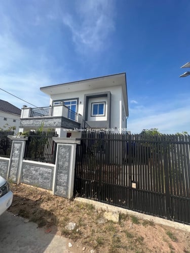 Villa For Sell​ ផ្ទះលក់ខាត | ​ពីម្ចាស់ដេីម​ (ចរចារ)​