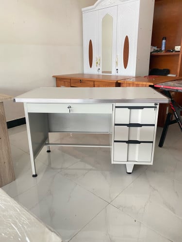 តុការិយាល័យ ខ្នាត120x60