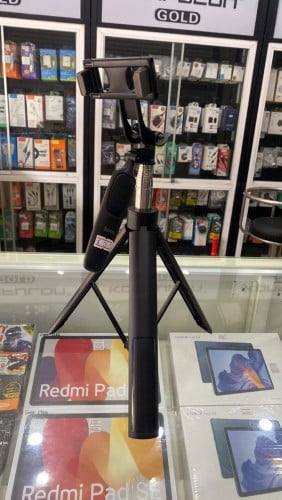 ជើងឡាយ selfie