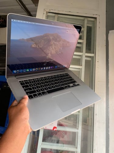 MacBook Pro Retina 2012 ci7 ram 16g ssd 751g screen size 15” 2k VGA GT 650 1g
