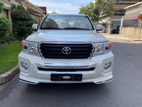 Toyota Land Cruiser 2012 full option spec Arab